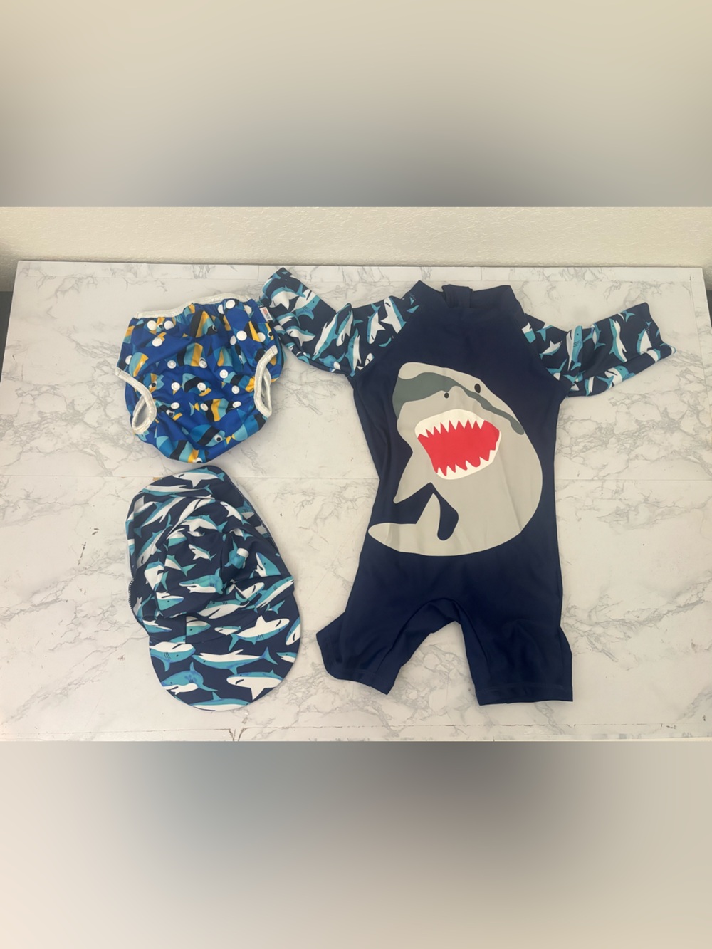 Alvababy Wetsuit Swimsuit Water Hat And Swim Bottoms Lot Of 3 Pieces Boys Sz 4